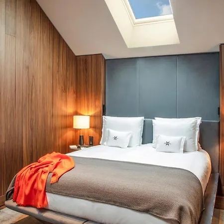 Jiva Hill - Geneve Hotel