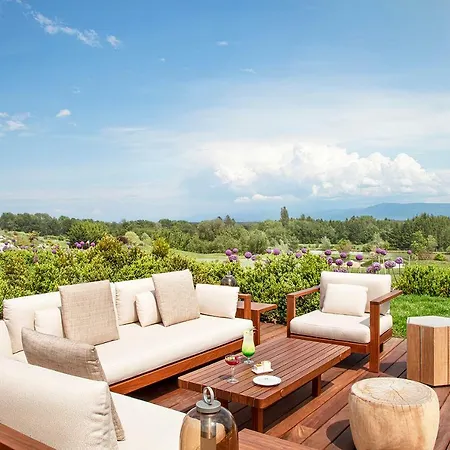 Jiva Hill - Geneve Hotel